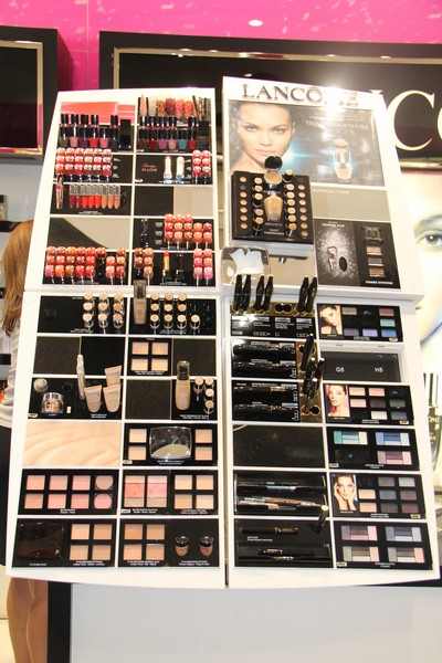 Faces Make up Session